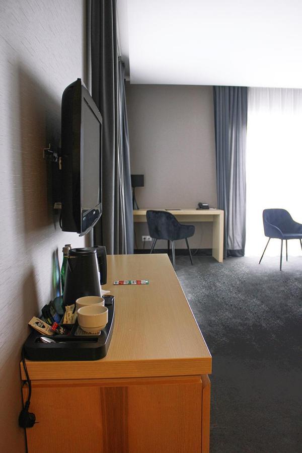 אוסטראודה Willa Port מראה חיצוני תמונה A room at the hotel