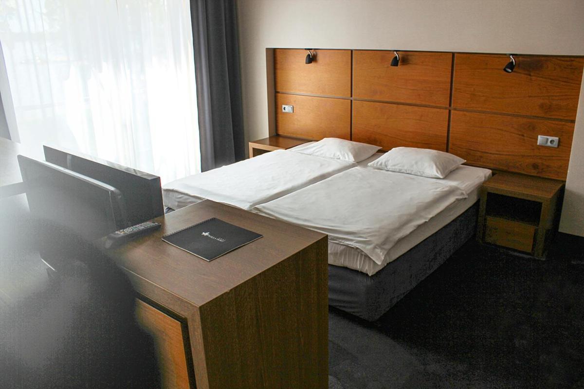 אוסטראודה Willa Port מראה חיצוני תמונה A room at the hotel